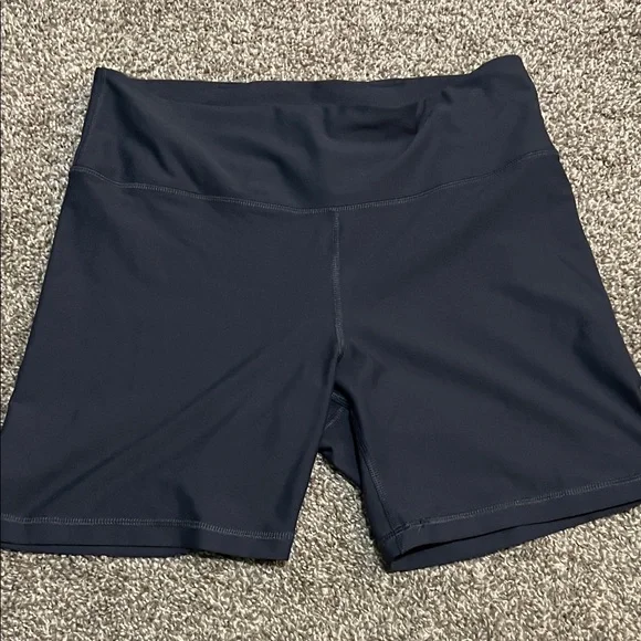Old Navy Women's Navy Bike Shorts - Picture 1 of 2